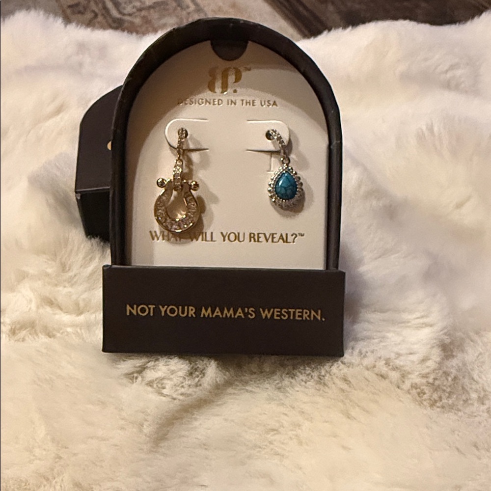 Asymmetrical Turquoise Teardrop & Gold Western Charms